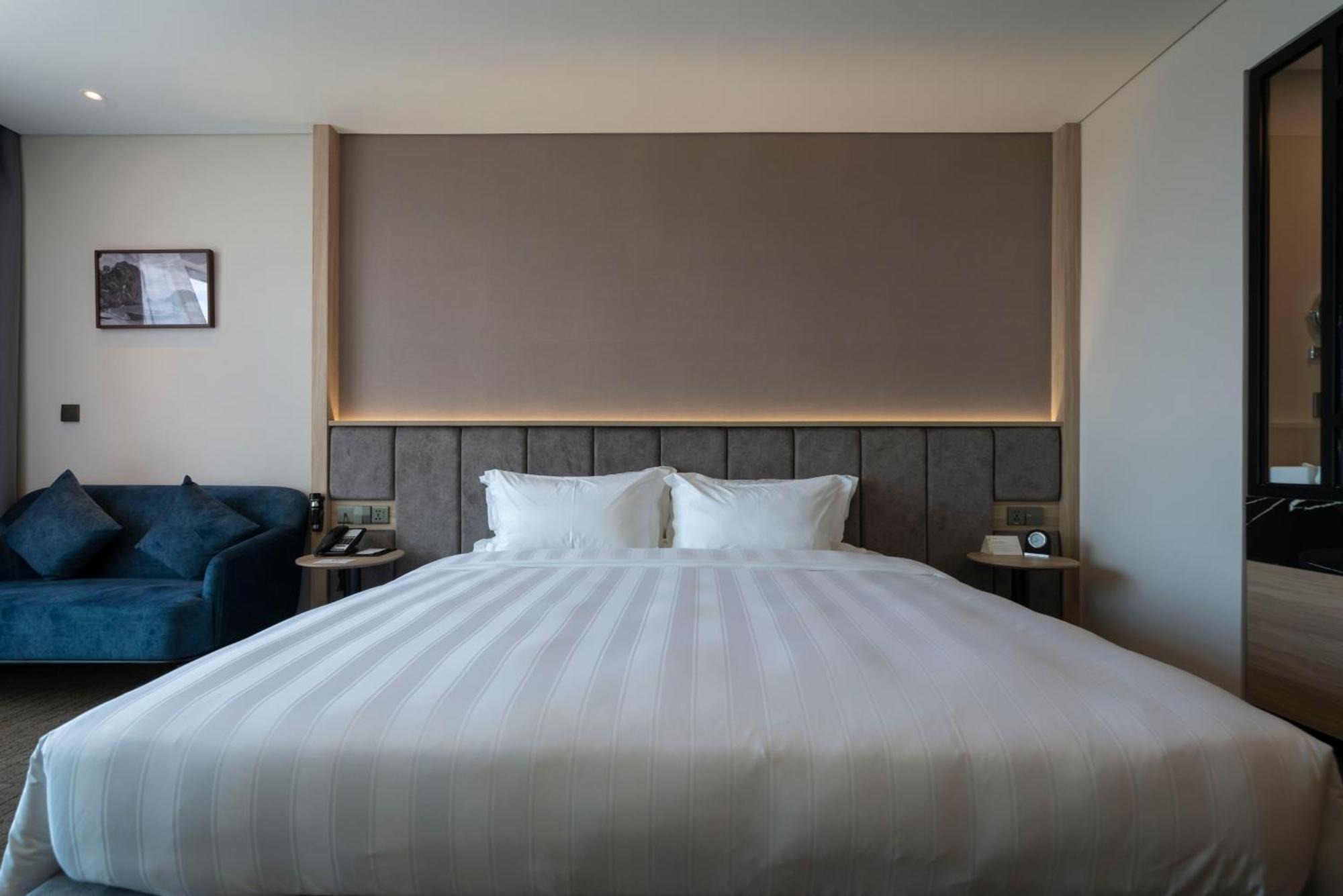 Hotel Wyndham Garden Legend Halong Ha Long Zewnętrze zdjęcie