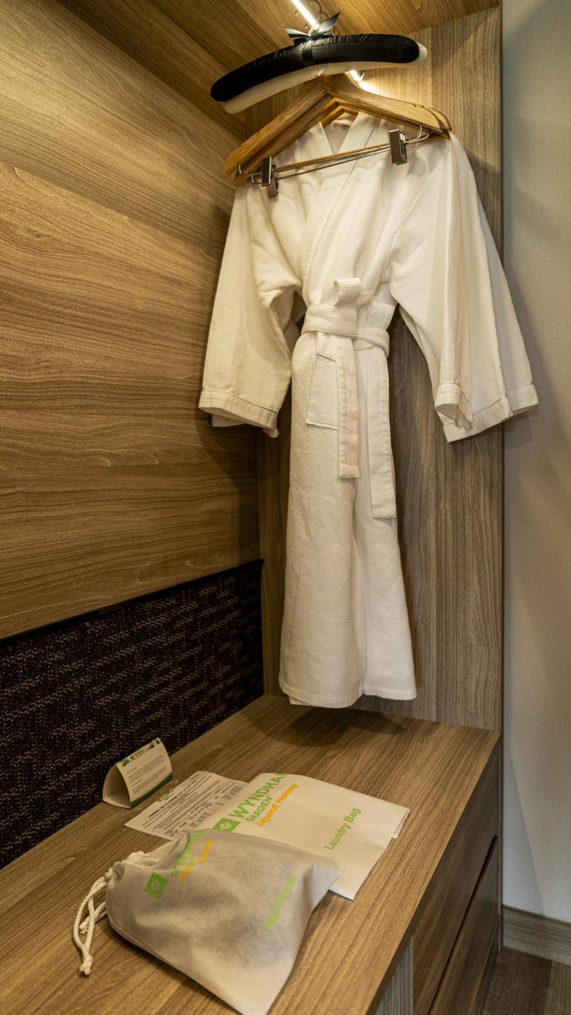 Hotel Wyndham Garden Legend Halong Ha Long Zewnętrze zdjęcie
